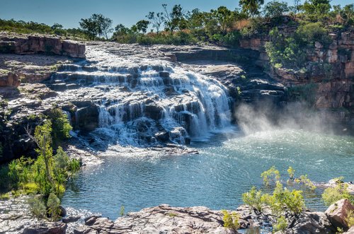 backpacker tours darwin